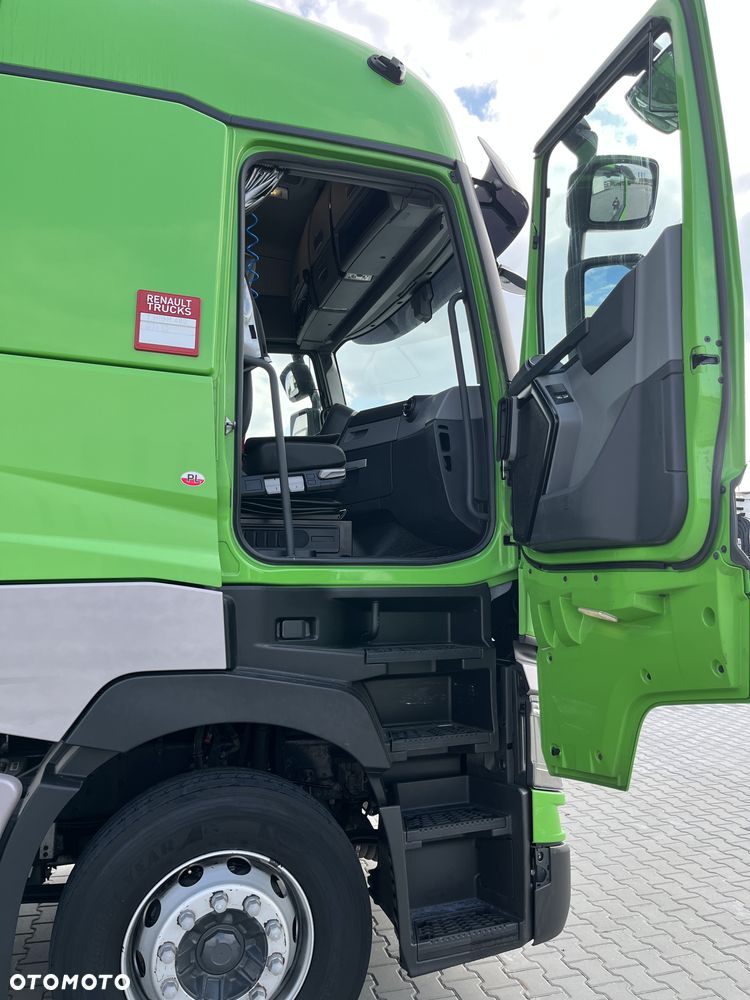 Renault T 480 - 11