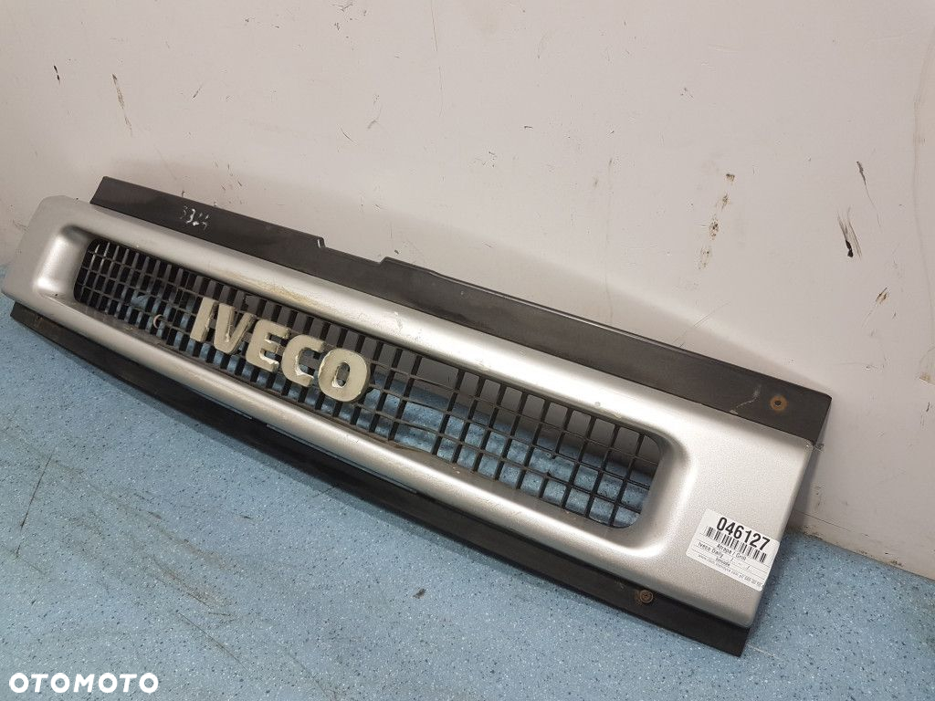 IVECO DAILY III ATRAPA / GRILL - 3
