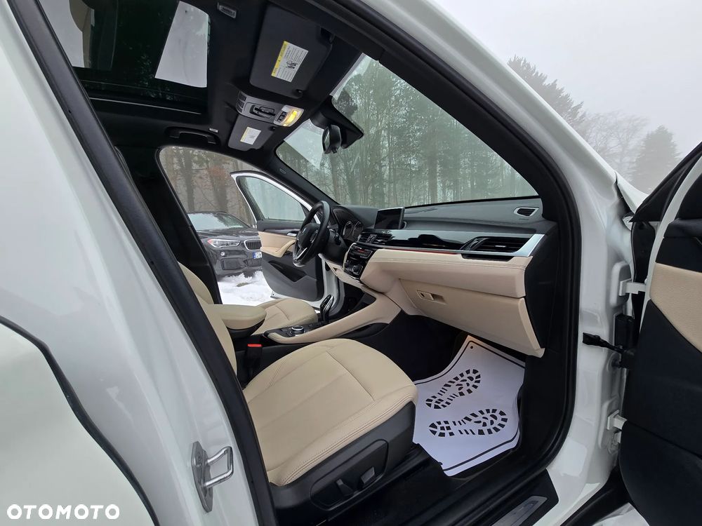 BMW X1 xDrive25i xLine sport - 20