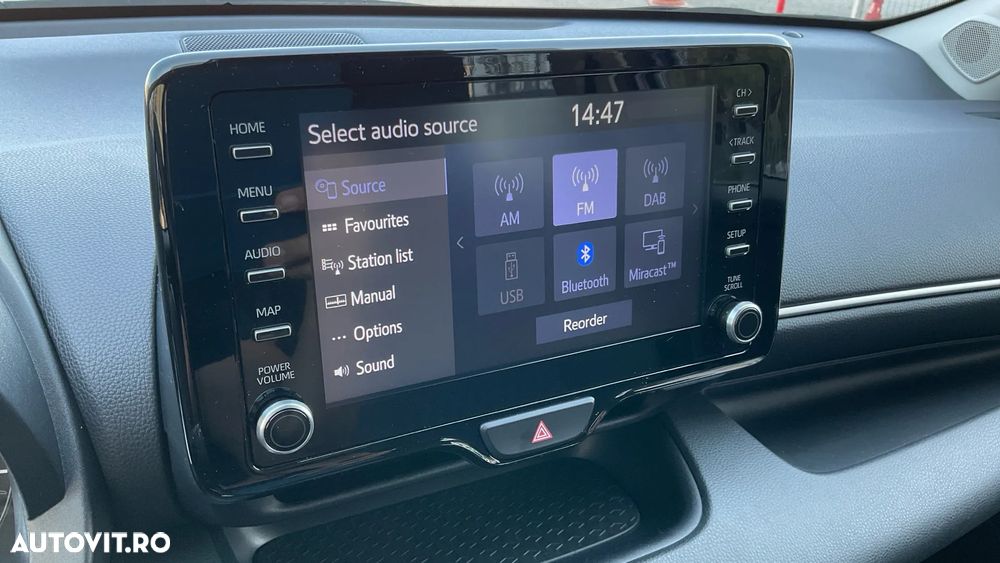 Toyota Yaris 1.5 L Dynamic - 25