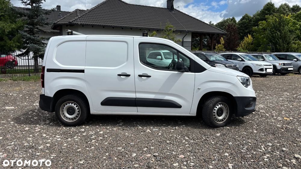 Opel COMBO - 3