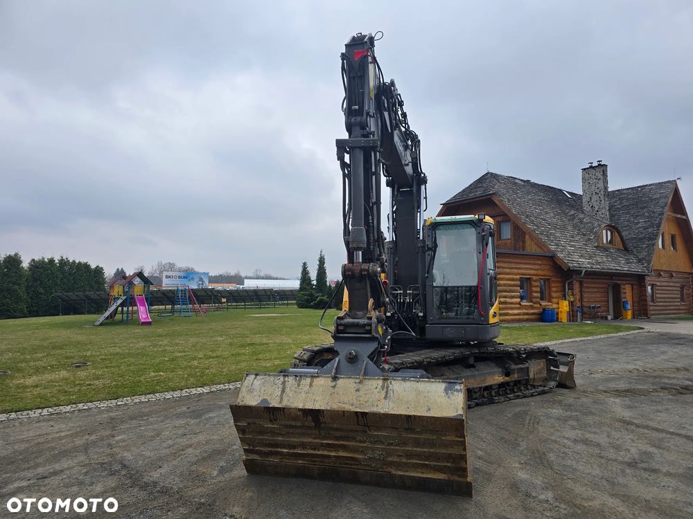 Volvo ECR145 - 22