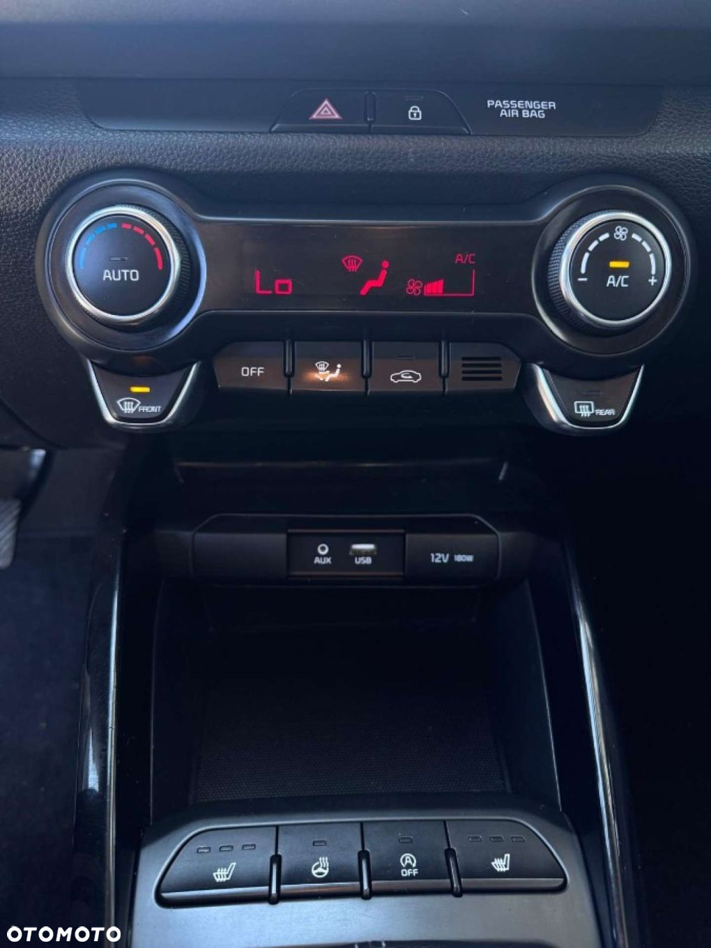 Kia Rio - 40