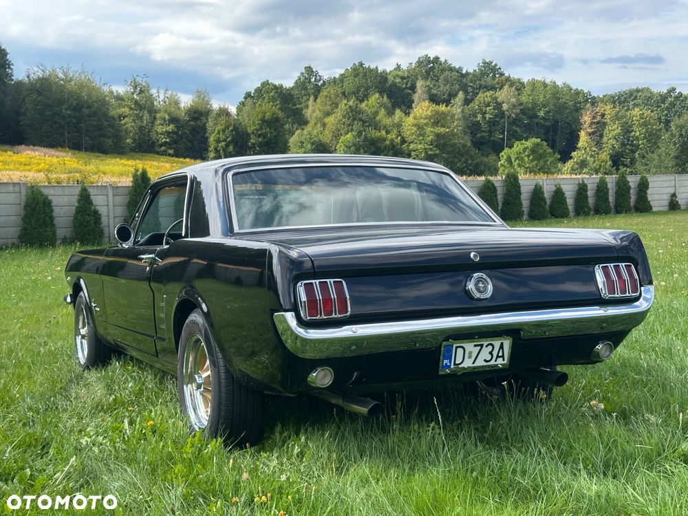 Ford Mustang - 16