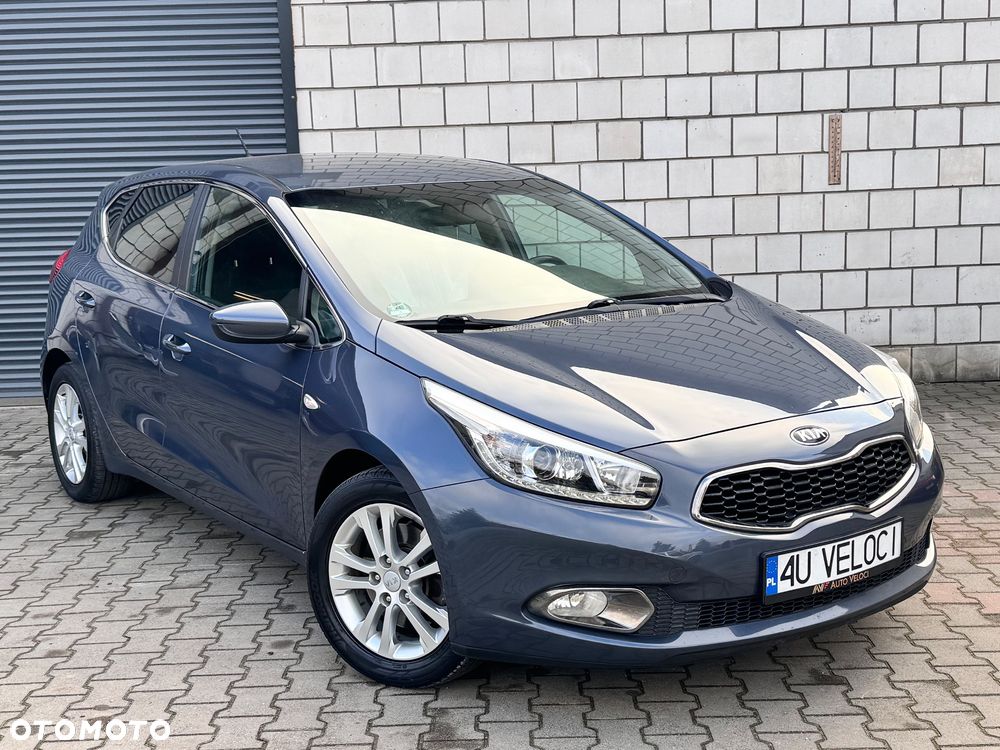 Kia Ceed 1.6 GDI Spirit - 1