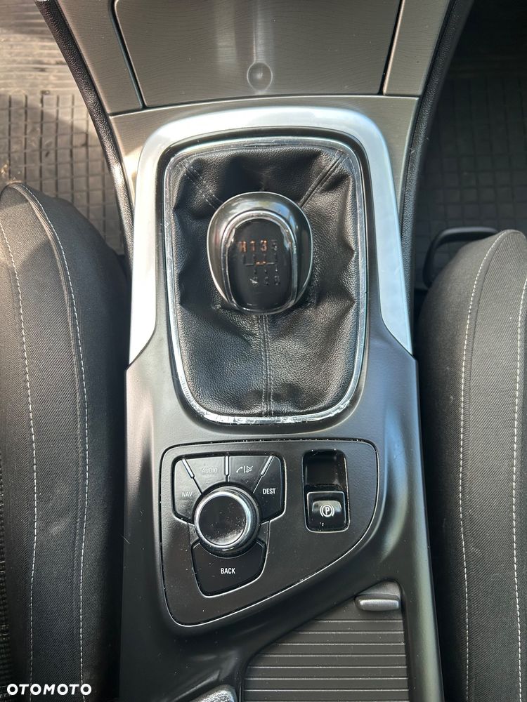 Opel Insignia 2.0 CDTI - 14