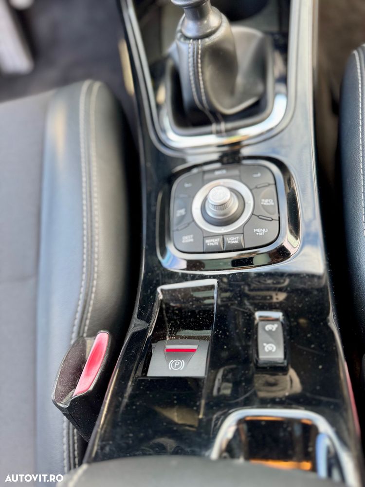 Renault Megane Grandtour ENERGY dCi 110 Start & Stopp Bose Edition - 19