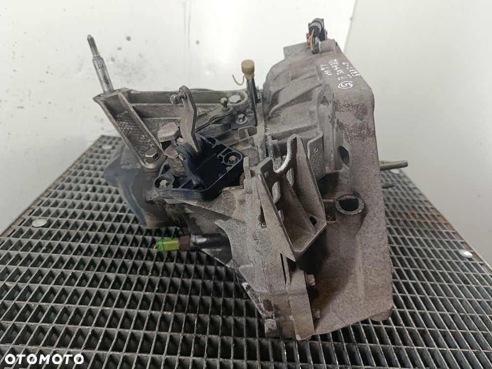 SKRZYNIA BIEGÓW MANUALNA 5 RENAULT MEGANE II JH3 1.6 16V - 6