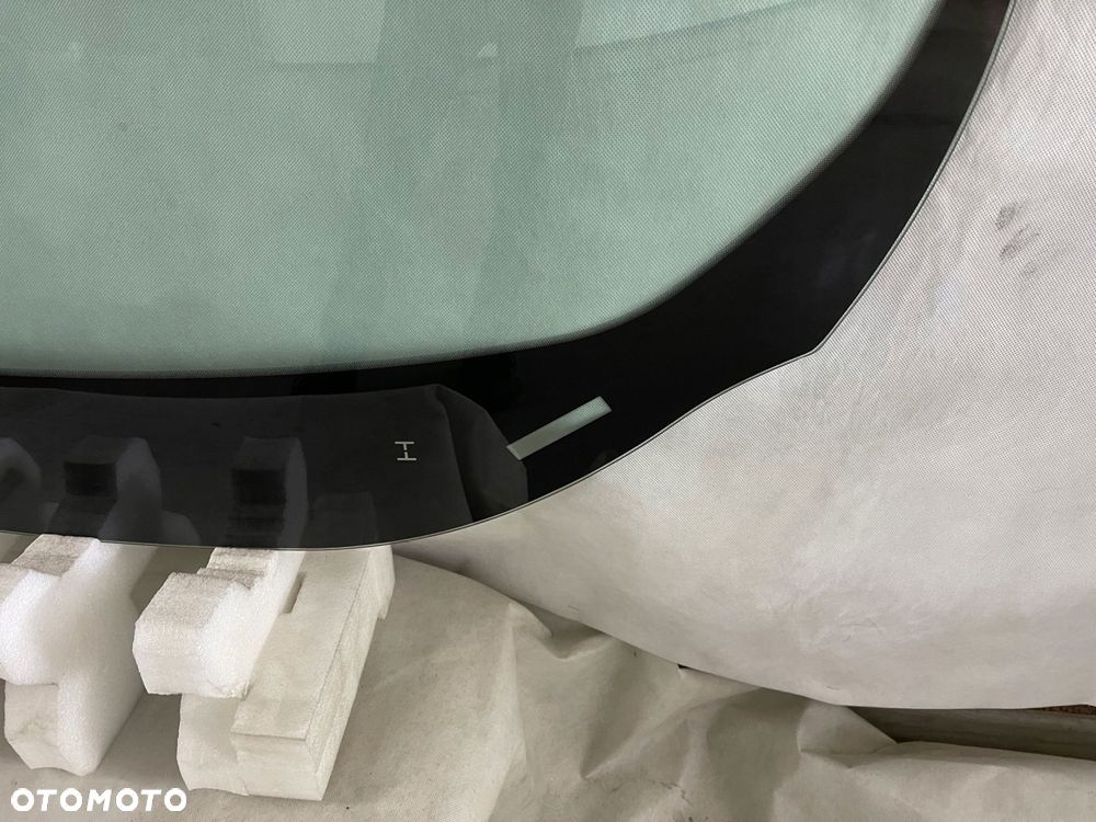 szyba przednia czołowa ford kuga po 2012 roku - 3