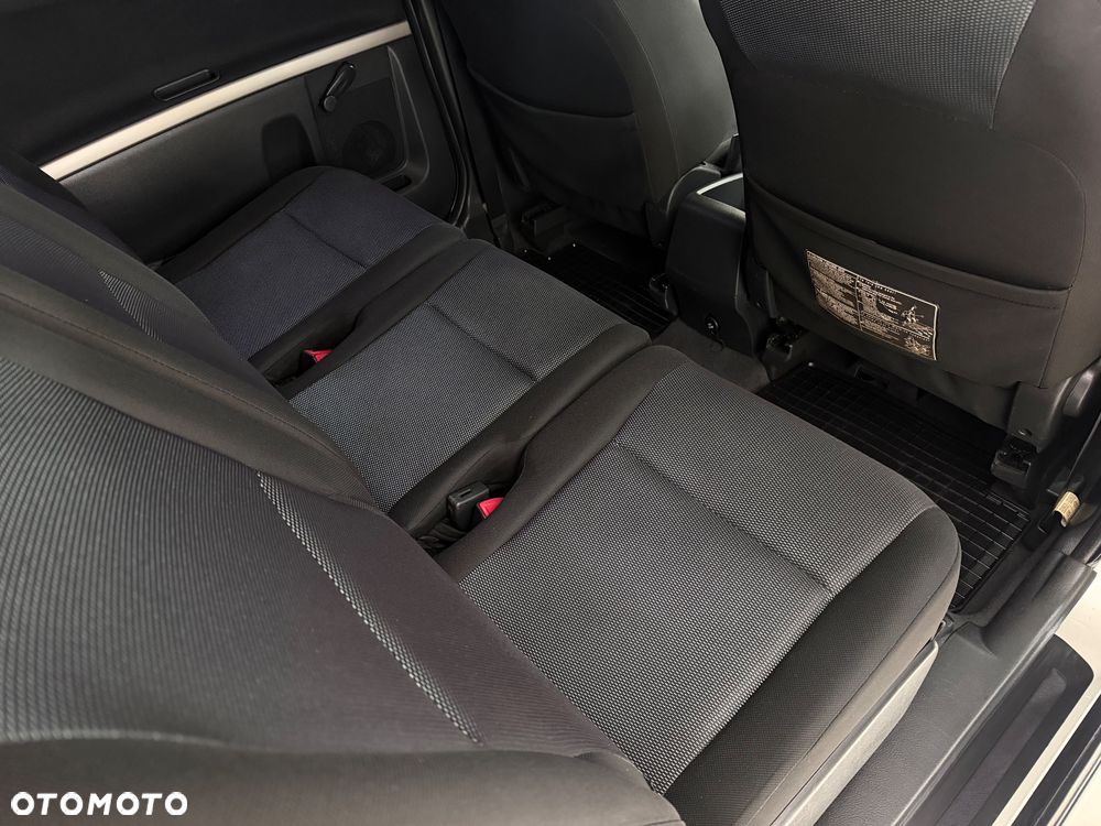 Toyota Corolla Verso 2.0 D-4D Prestige - 32