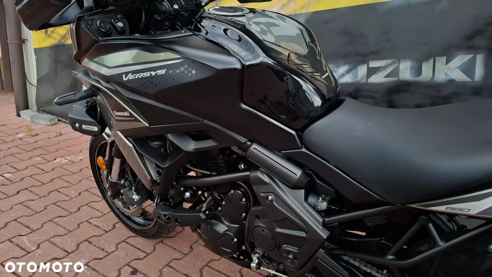 Kawasaki Versys 650 - 17