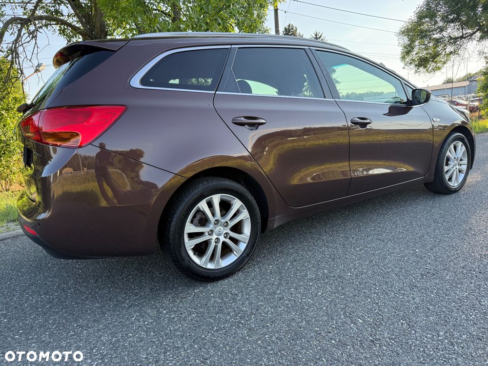 Kia Ceed 1.6 GDI Platinum Edition - 15