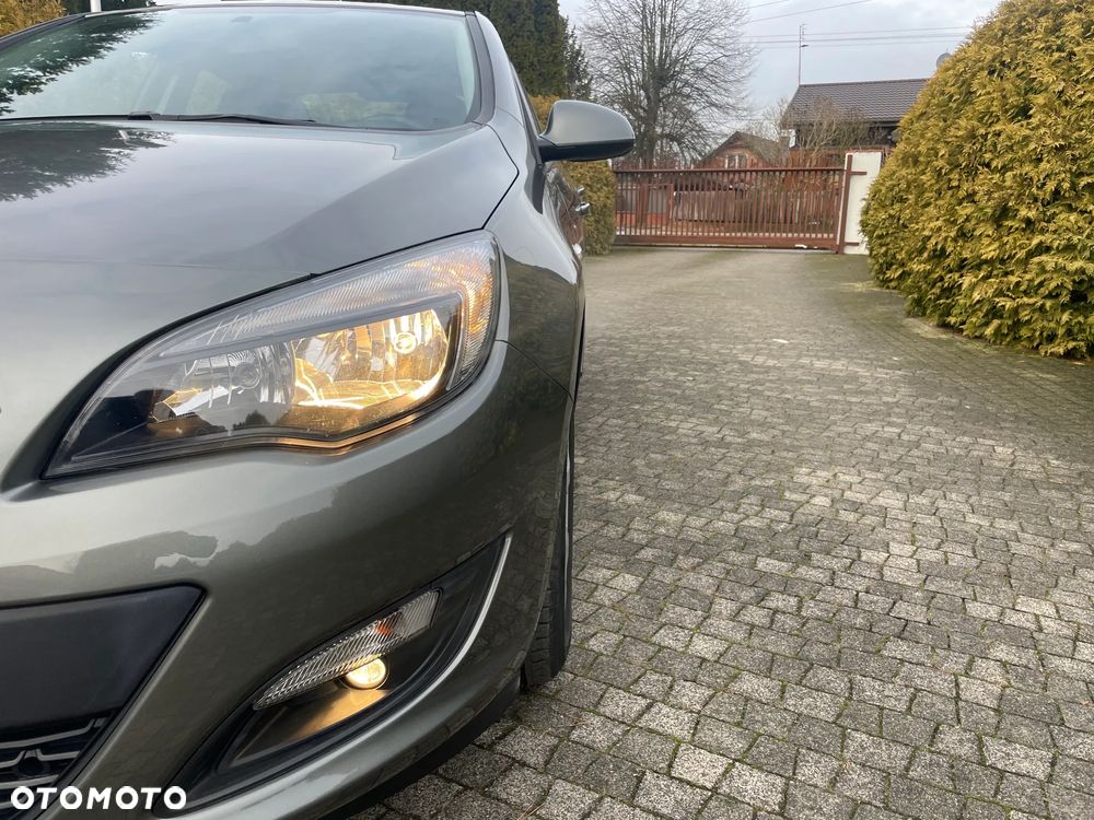 Opel Astra 1.6 Essentia EU6 - 4