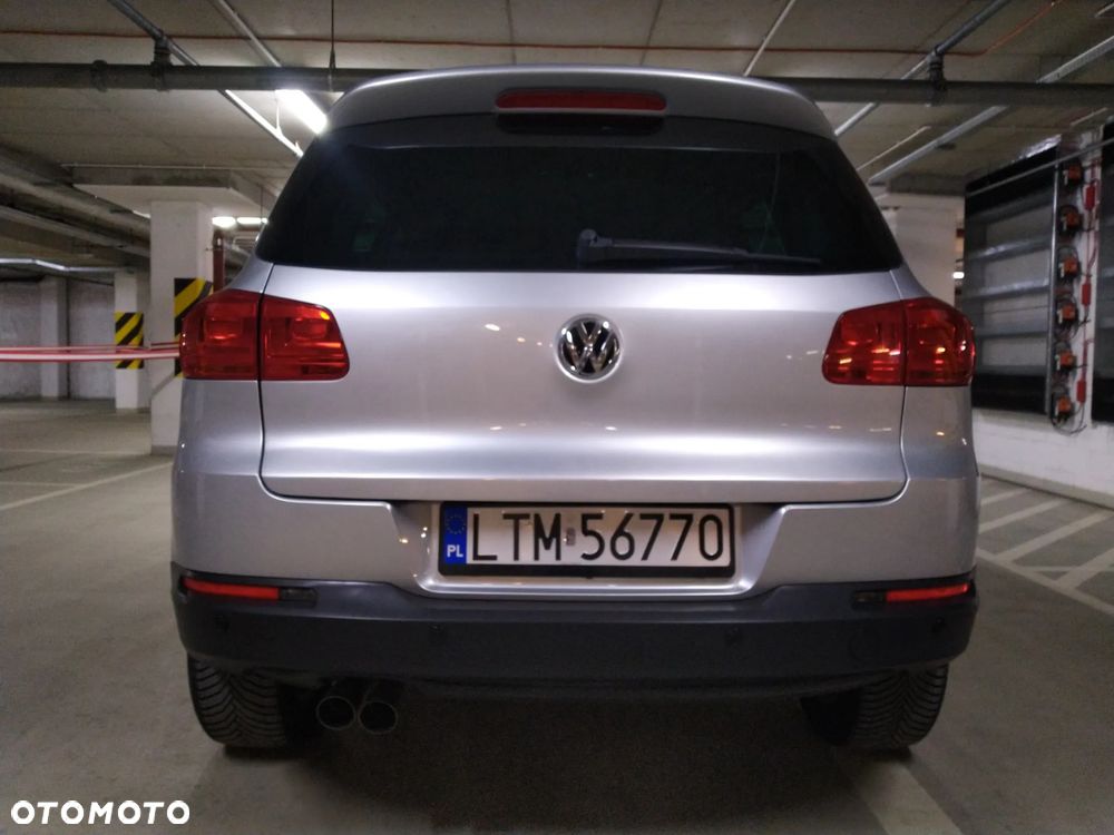 Volkswagen Tiguan - 12