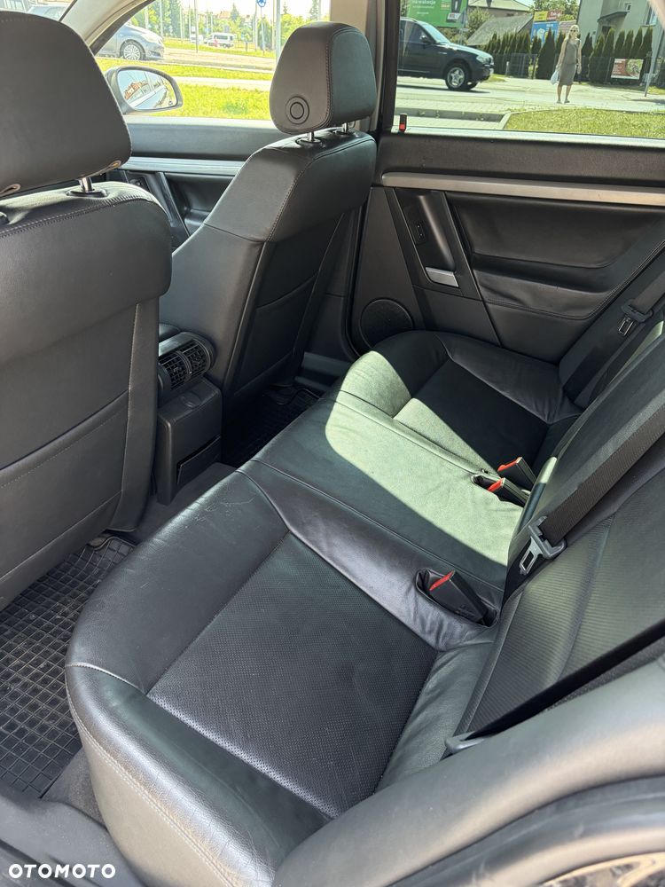 Opel Vectra - 8