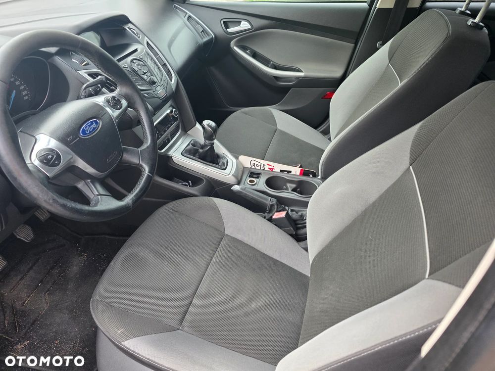 Ford Focus 1.6 TI-VCT Champions Edition - 11