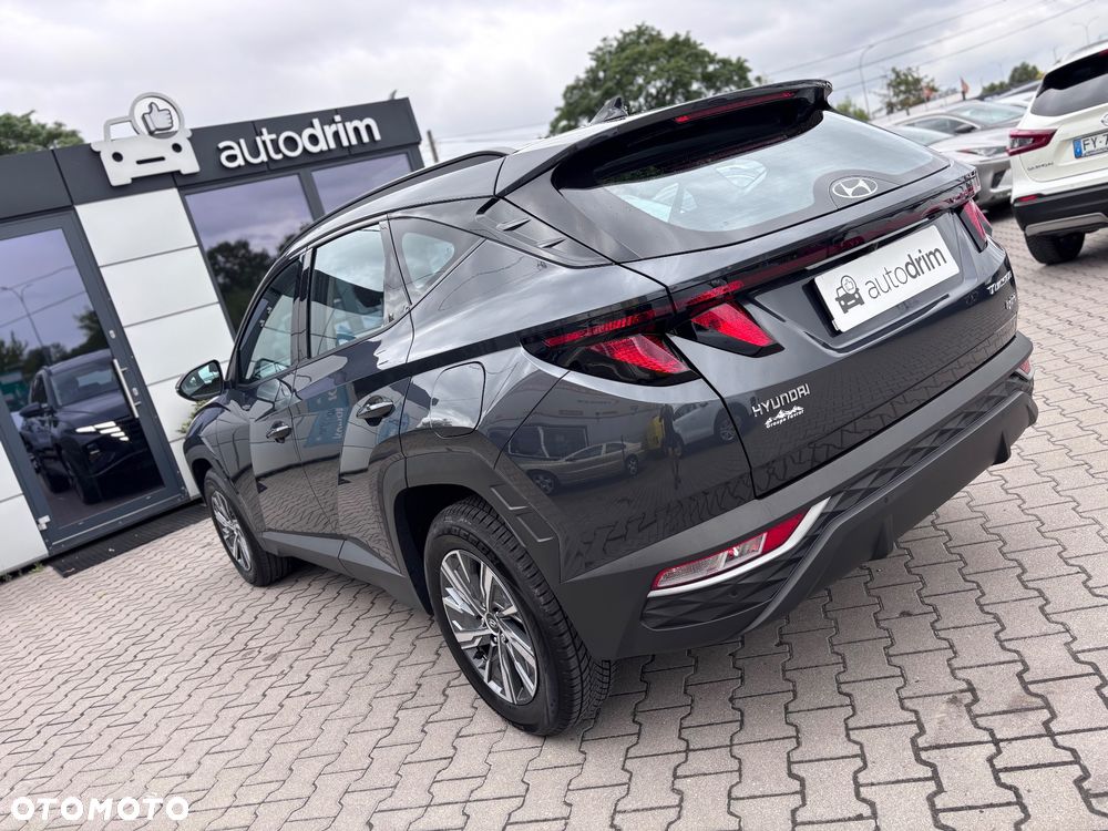 Hyundai Tucson 1.6 T-GDi HEV Modern 2WD - 11