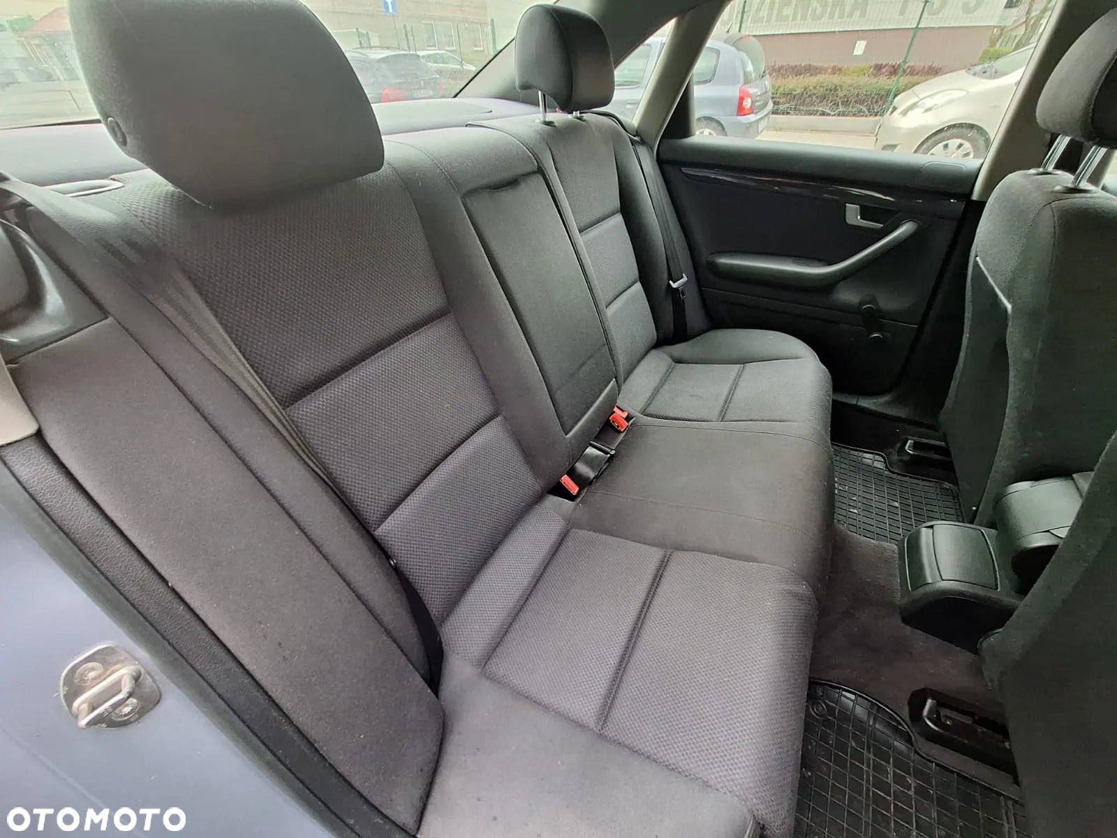Audi A4 2.0 FSI - 7