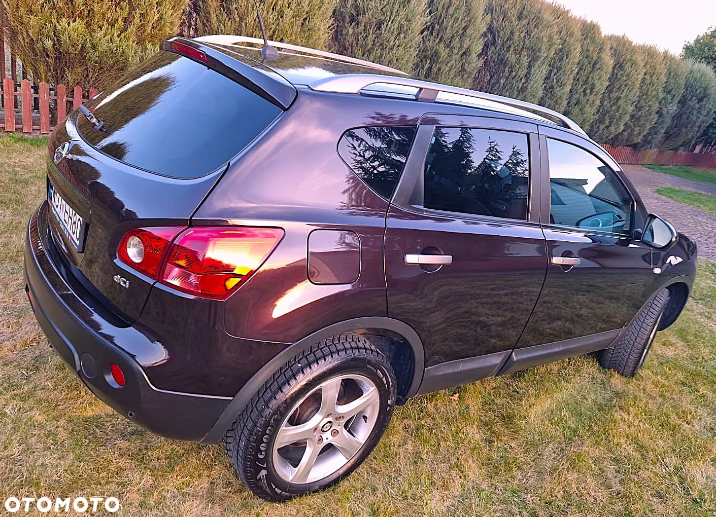 Nissan Qashqai 2.0 dCi Lounge - 5