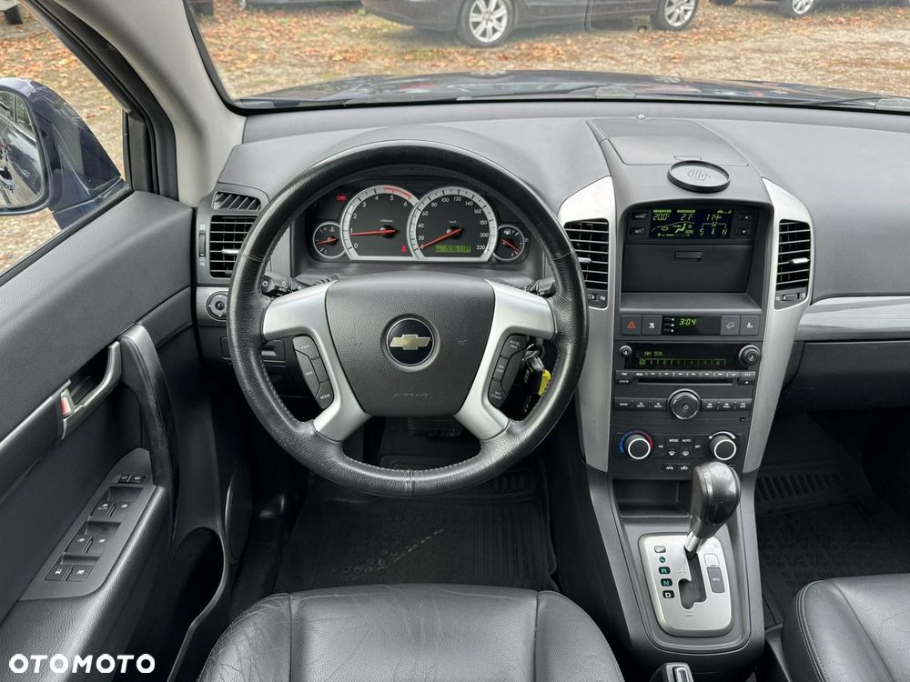 Chevrolet Captiva 2.0 4WD 7 Sitzer Automatik LT Exclusive - 28