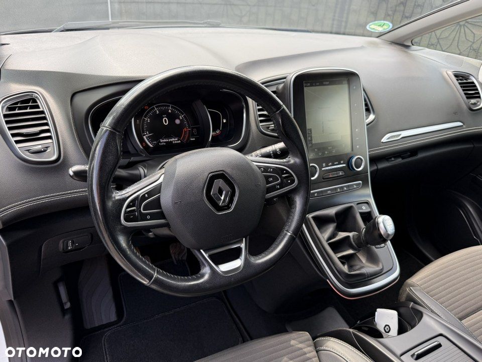 Renault Scenic Energy TCe 130 S&S Bose Edition - 18