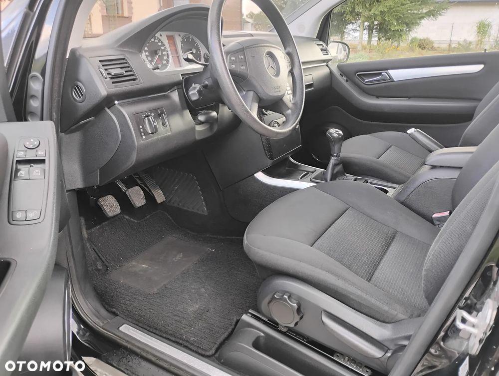 Mercedes-Benz Klasa B - 11