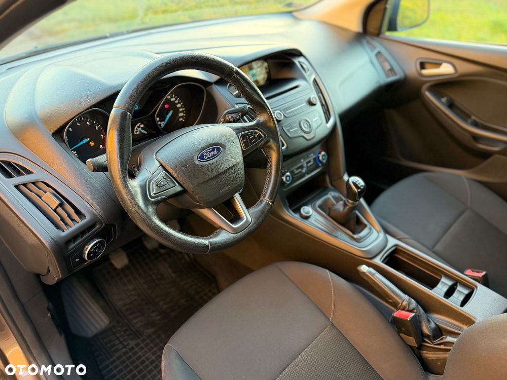 Ford Focus - 7