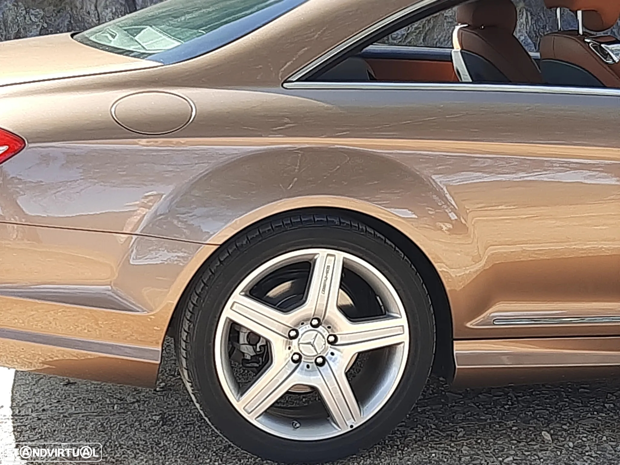 Mercedes-Benz CL 500 4-Matic - 11