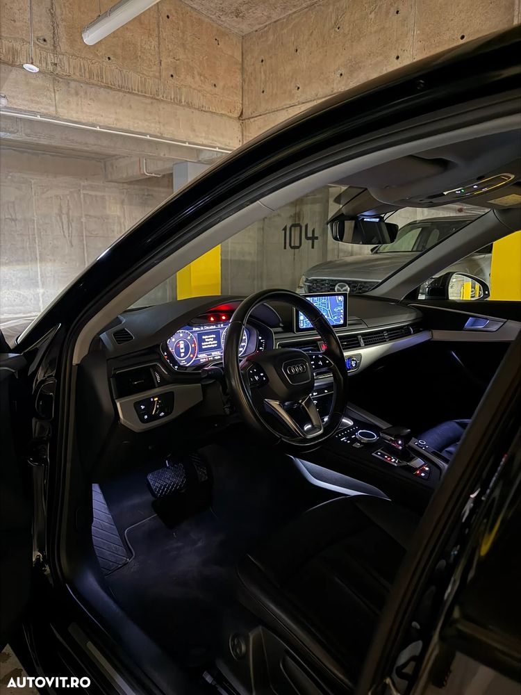 Audi A4 2.0 TDI S tronic - 1