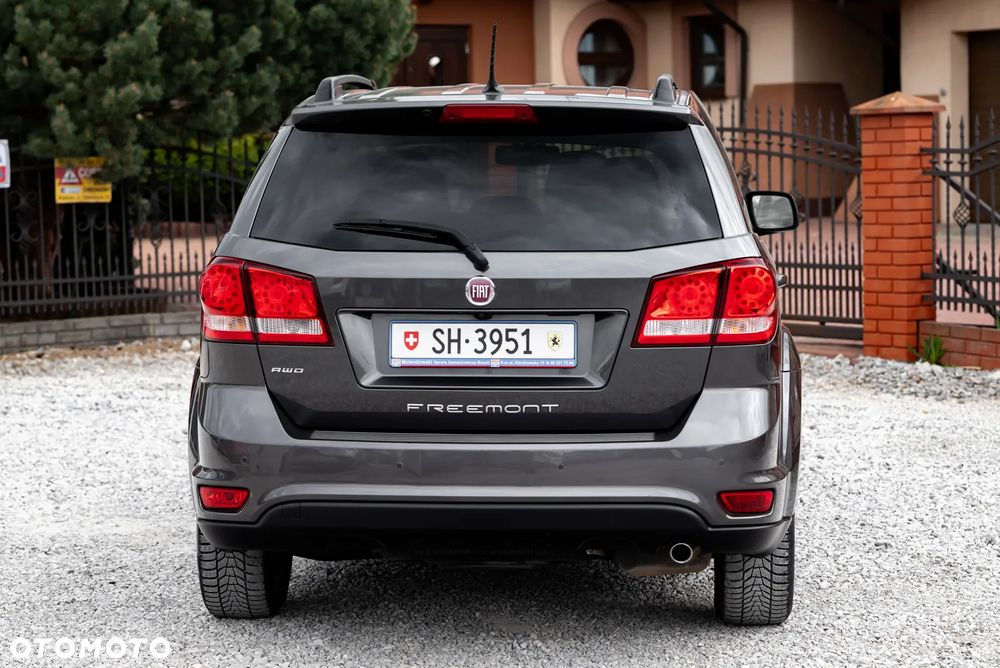 Fiat Freemont 2.0 Multijet 16V DPF Automatik Allrad Black Code - 10