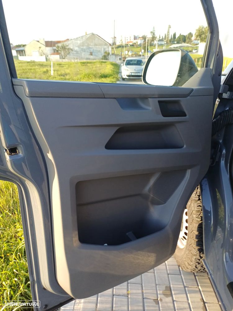 VW Transporter California T6.1 Beach Tour - 16