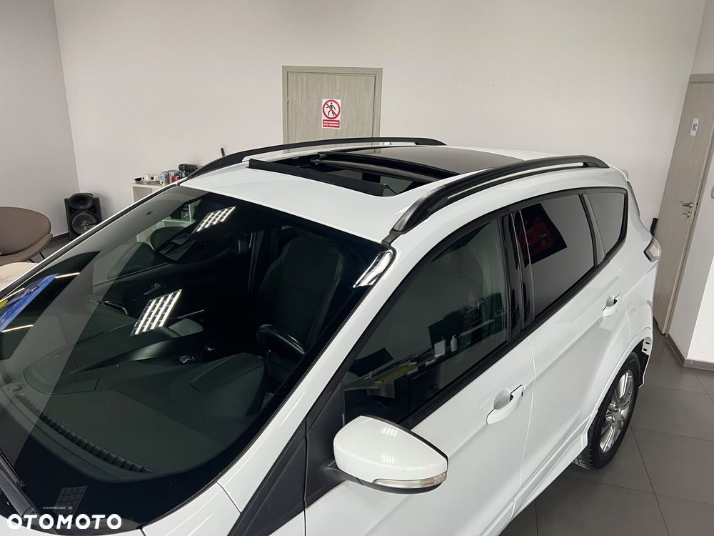 Ford Kuga 2.0 TDCi 4x2 ST-Line - 3