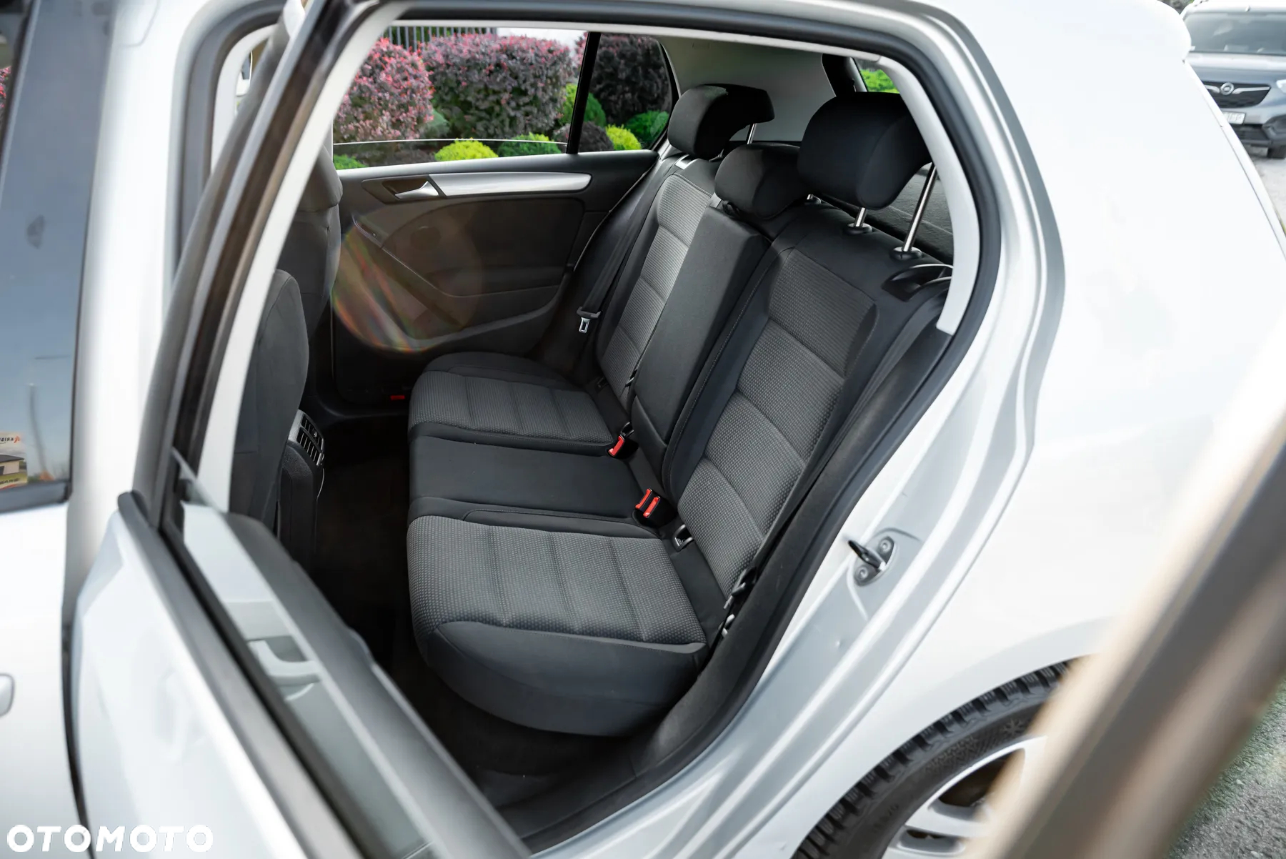 Volkswagen Golf 1.6 Comfortline - 23