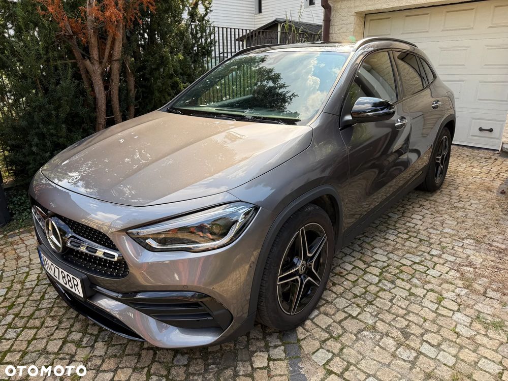 Mercedes-Benz GLA - 3