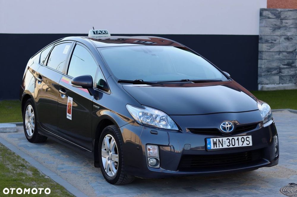 Toyota Prius - 2