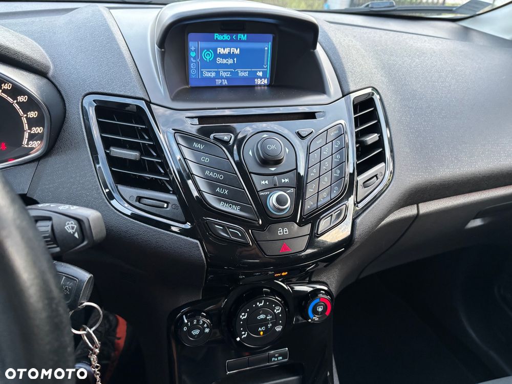 Ford Fiesta - 14