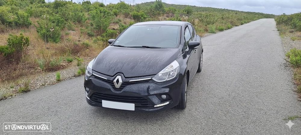 Renault Clio - 5