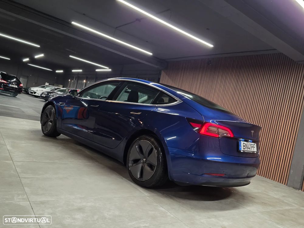 Tesla Model 3 - 2