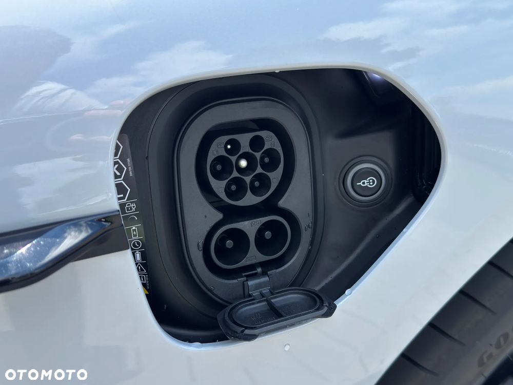 Porsche Taycan 105kWh 4 - 20