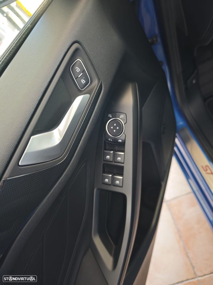 Ford Focus 1.0 EcoBoost ST-Line - 14