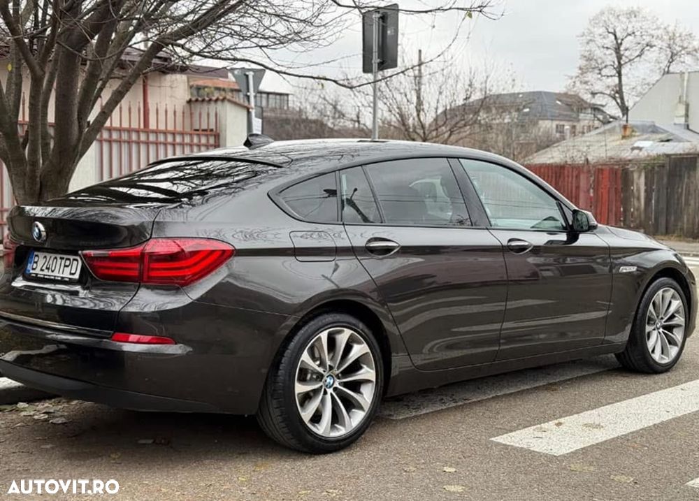 BMW Seria 5 530d xDrive Gran Turismo Aut. Luxury Line - 3