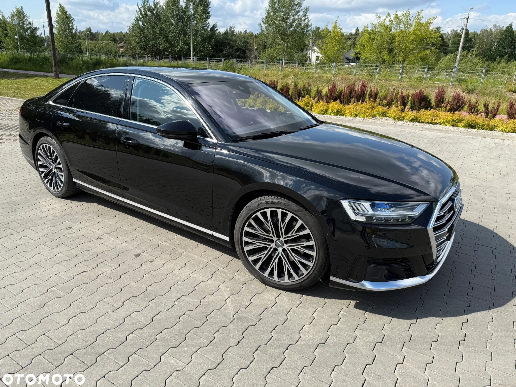 Audi A8 - 8