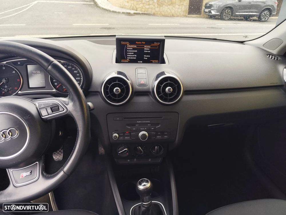 Audi A1 Sportback 1.6 TDI S-line - 13
