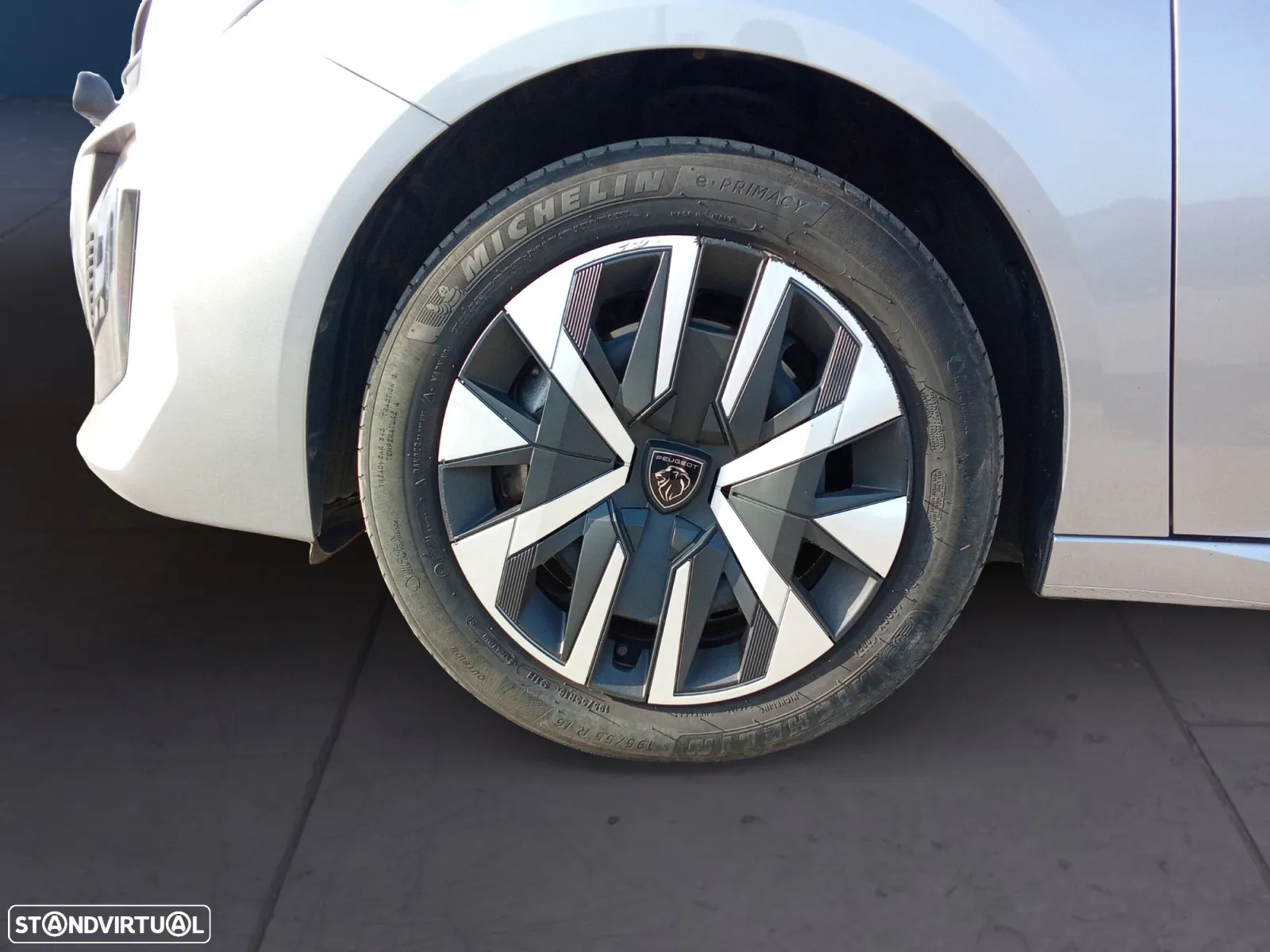 Peugeot e-208 50 kWh Active - 8