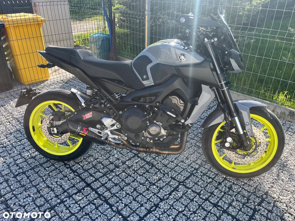 Yamaha MT - 4