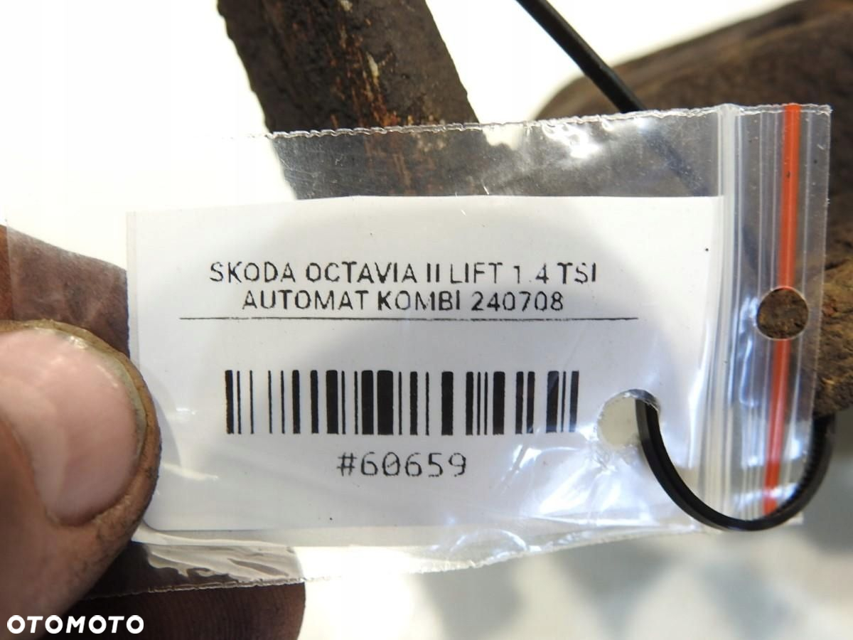 PIASTA ZWROTNICA PÓŁOŚ PRAWY PRZÓD AUTOMAT SKODA OCTAVIA II 1.4 TSI - 6