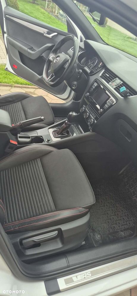 Skoda Octavia 2.0 TDI RS DSG - 20