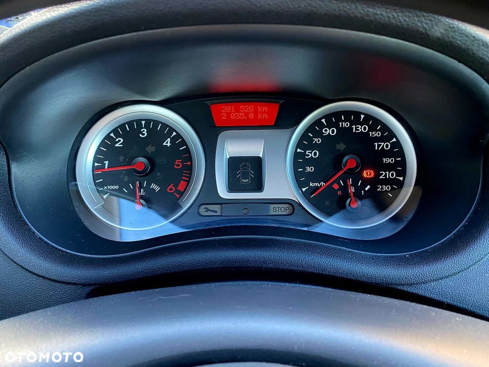 Renault Clio - 10