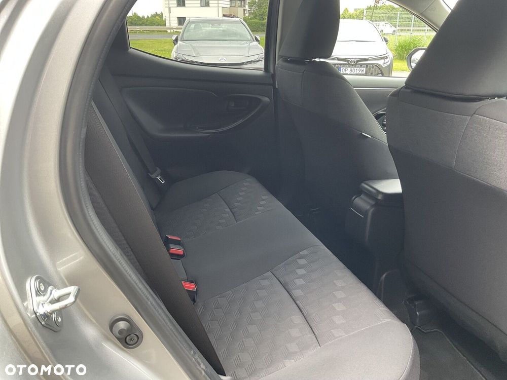 Toyota Yaris Hybrid 1.5 Style - 10