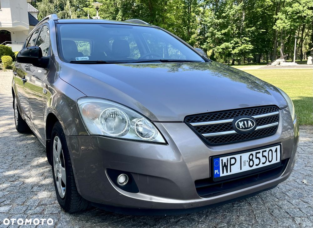 Kia Ceed - 5